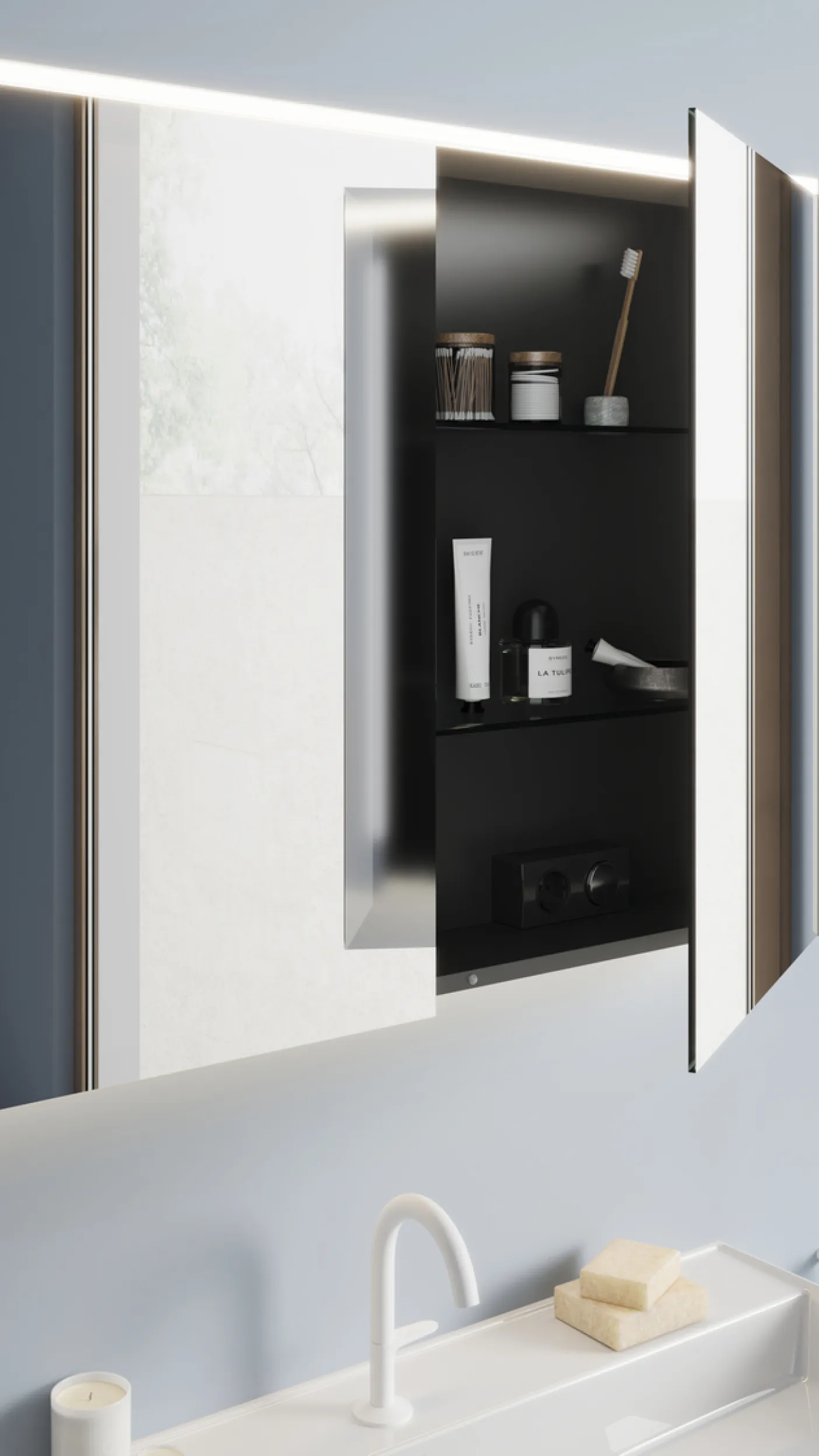 Leuchtspiegelschrank aus der Devio-Kollektion des Herstellers burgbad.