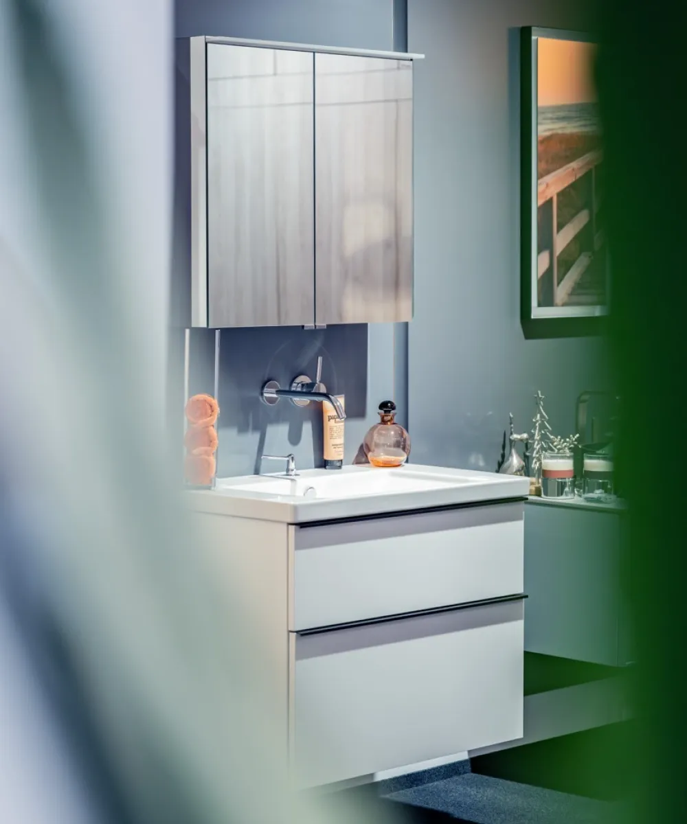 spiegelschrank ausstellung